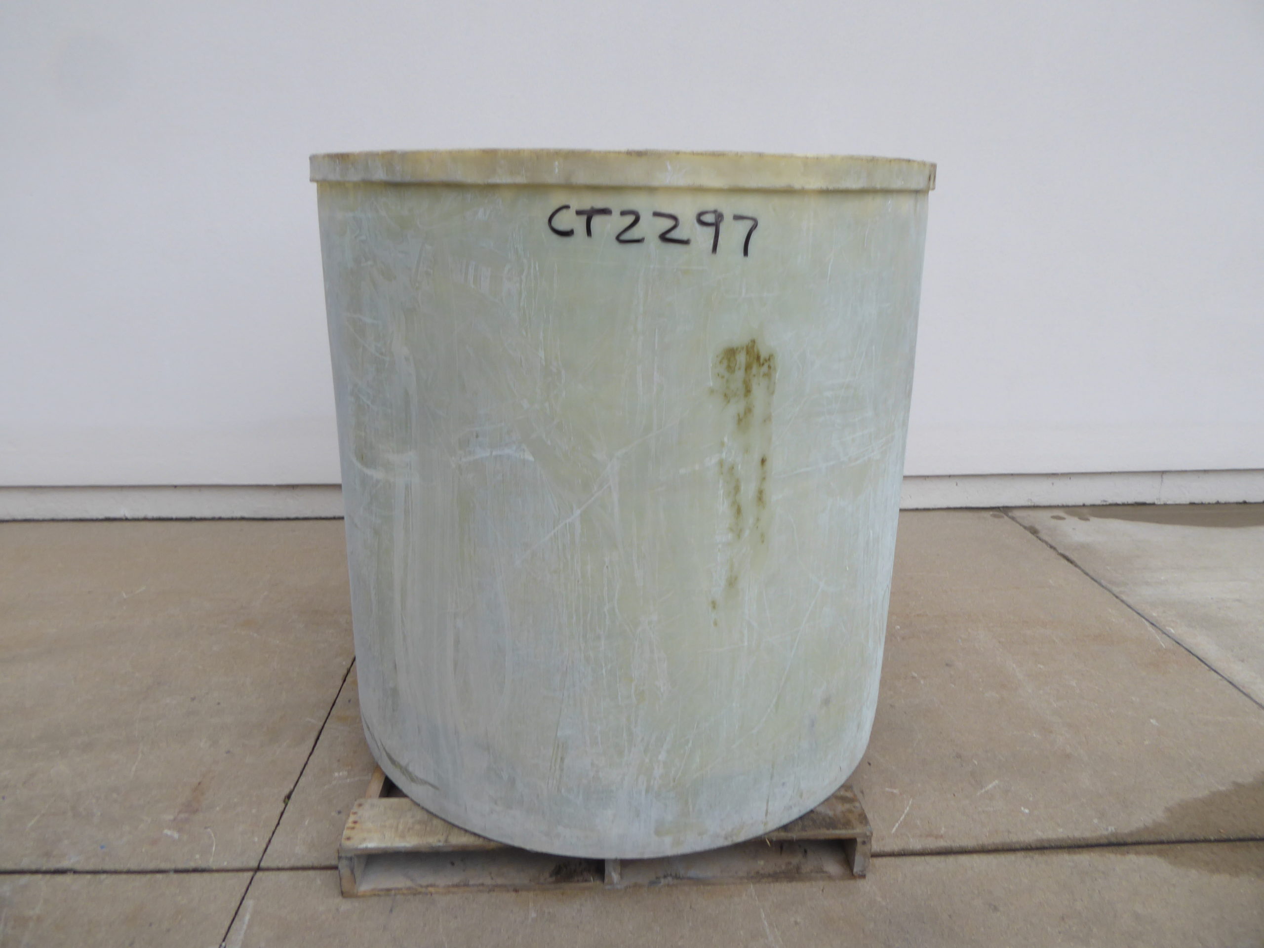 Used Cylindrical Tank - 350 Gallon Poly Round Tank CT2297-Tanks-Cylindrical
