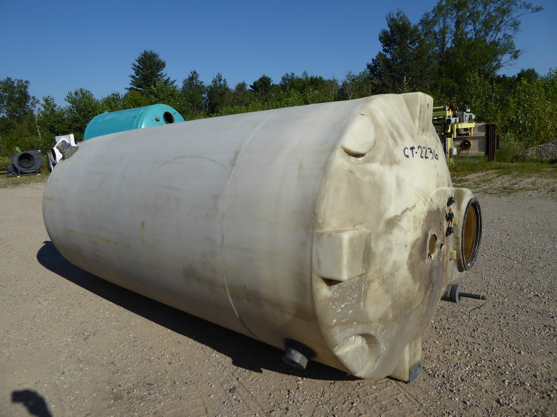 Used Cylindrical Tank - 1,800 Gallon Poly Round Tank-Tanks-Cylindrical