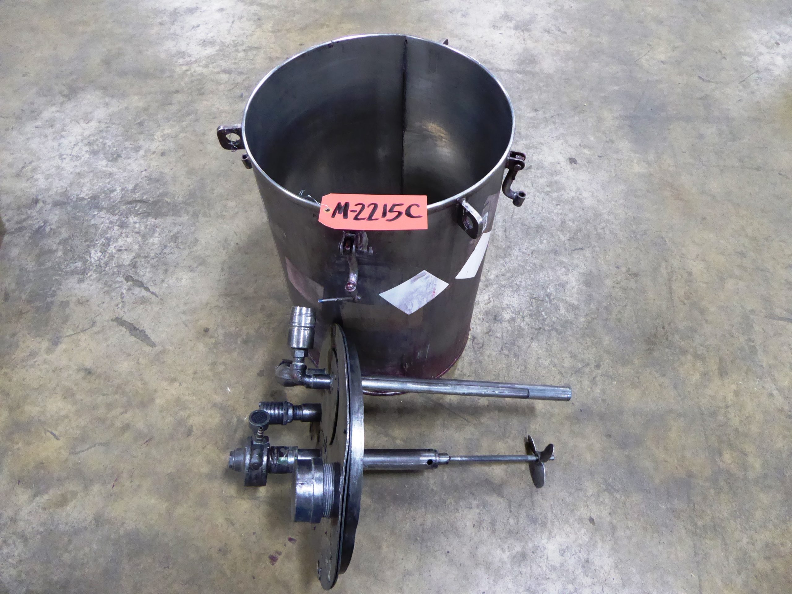 Used - Paint Pot w/ Air Mixer-Misc. Equipment