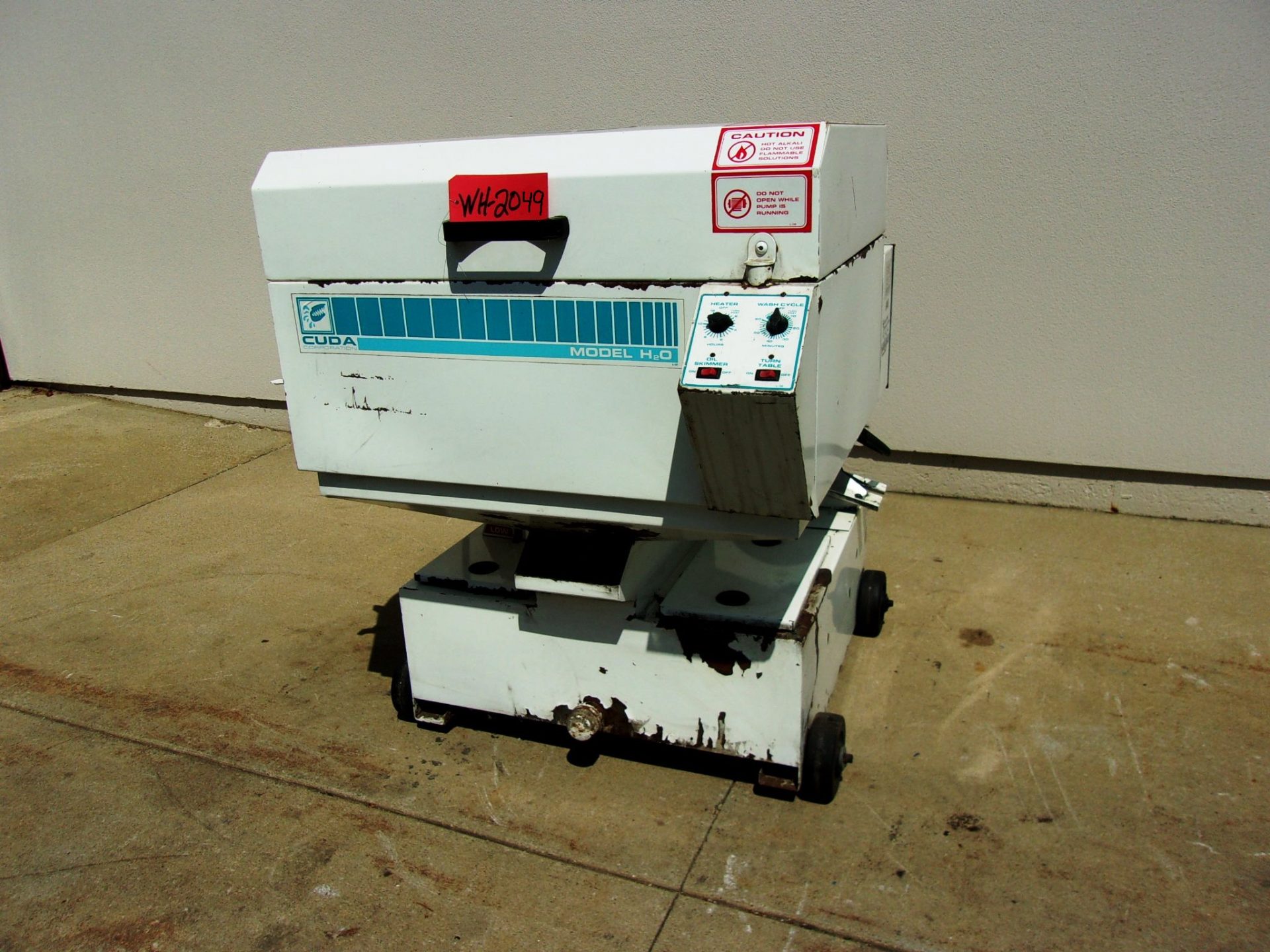 Used Washer - Cuda Model H20-251Turntable Cabinet Washer-Washers