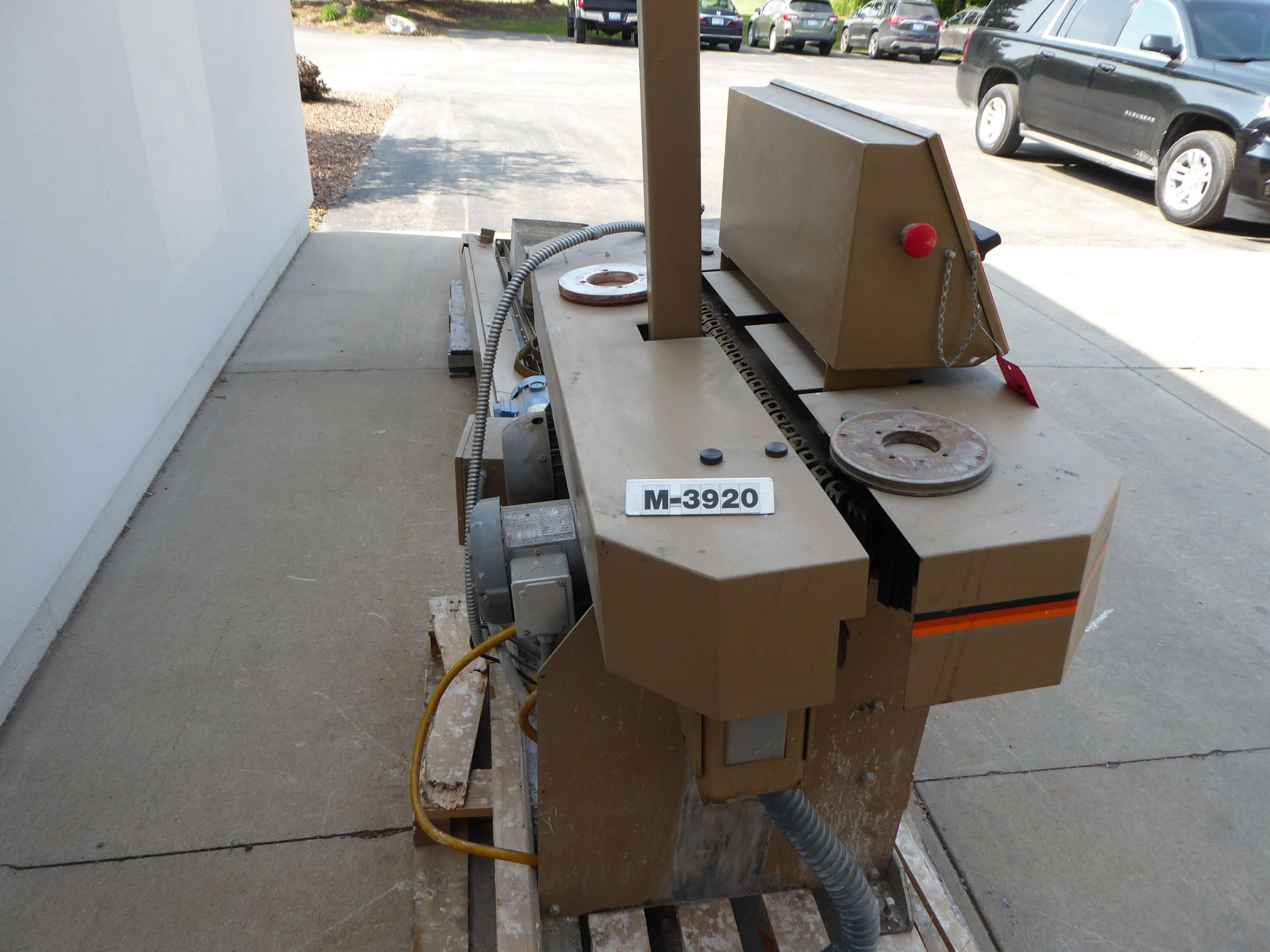 Sommer & Maca StraightLine Edging Machine M3920 Lanco Corporation