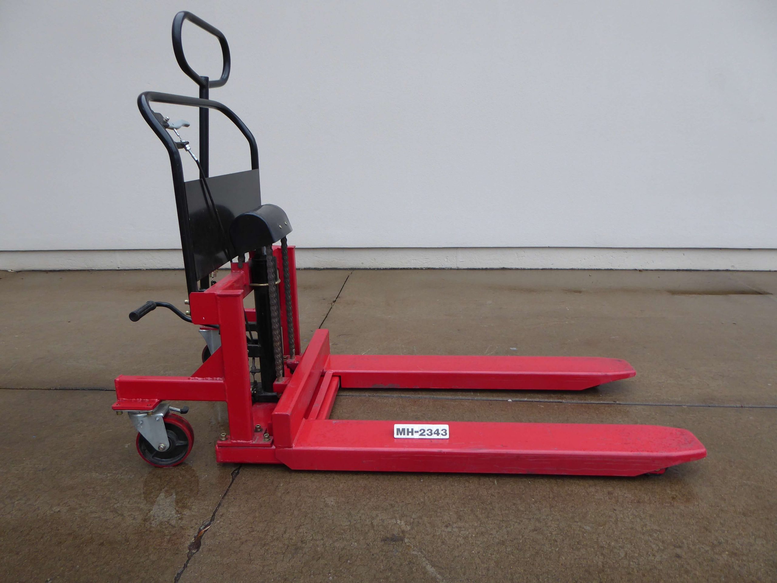 Dayton 2200 lb Capacity Model 11K276 Pallet Jack MH2343C - Lanco