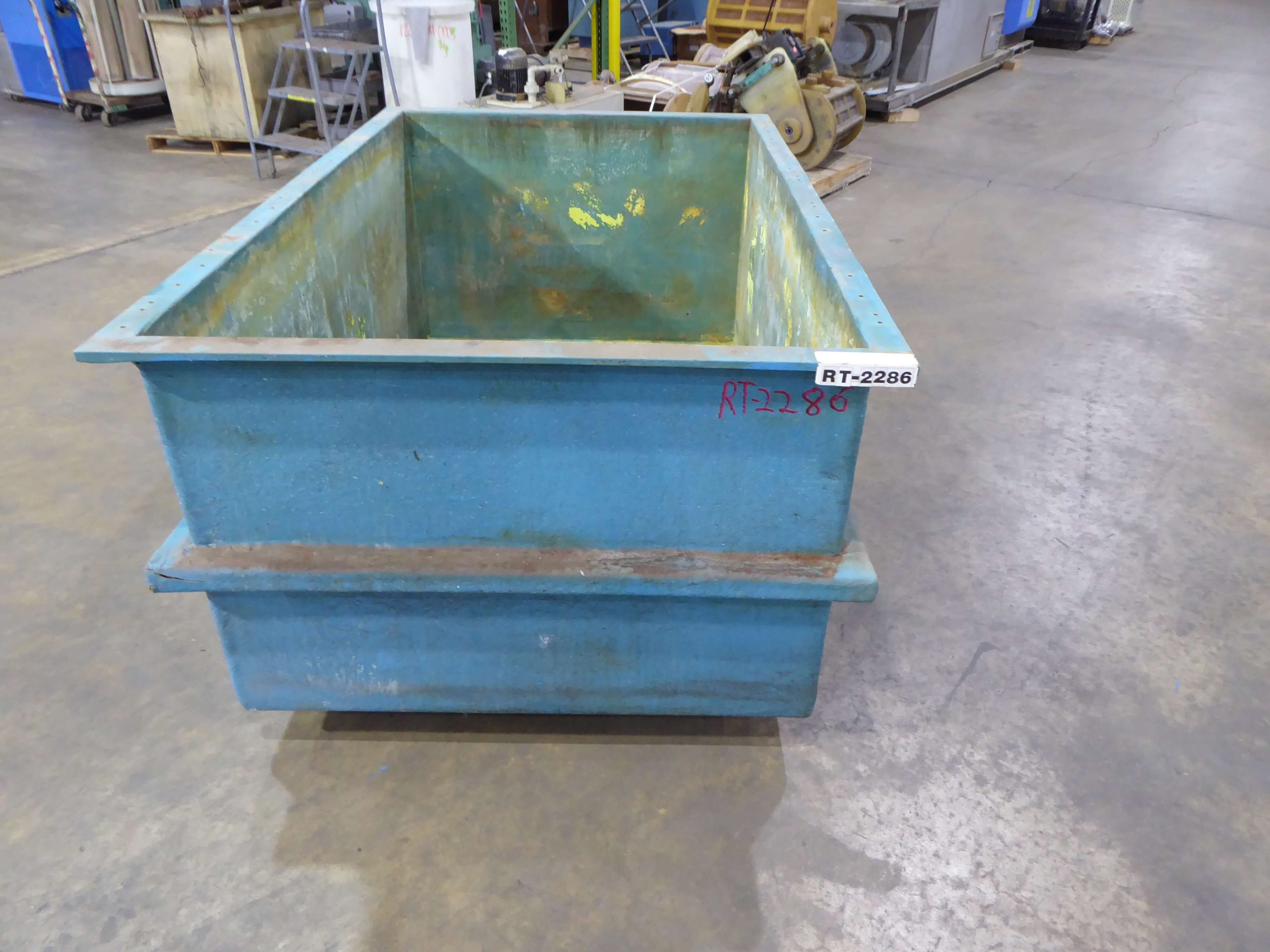 450 Gallon Fiberglass Rectangular Tank RT2286 - Lanco Corporation ...